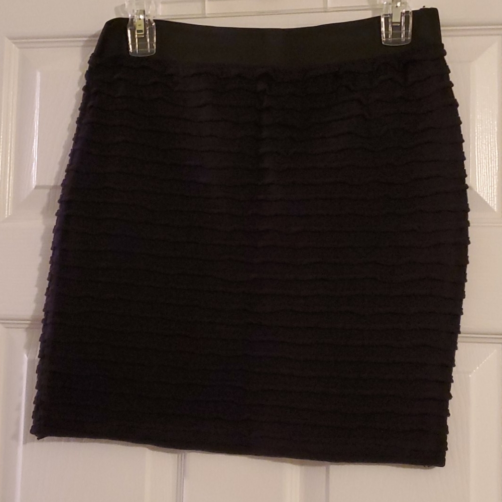 Black ruffle bodycon skirt